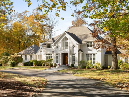  single family home for sale located at 3 Mayflower Lane, Weston, CT 06883