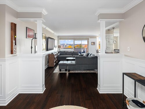  condo home for sale located at 50 Glenbrook Road, apt 9f, Stamford, CT 06902