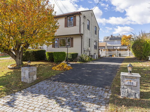  single family home for sale located at 425 Wiklund Avenue, Stratford, CT 06614