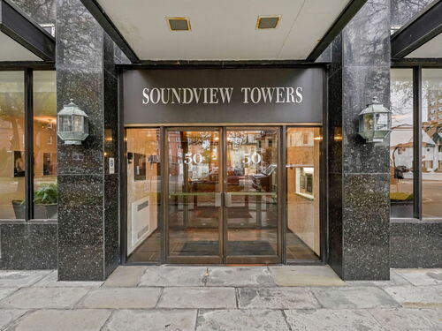  condo home for sale located at 50 Glenbrook Road, apt 4b, Stamford, CT 06902