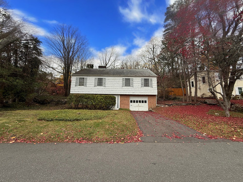  single family home for sale located at 17 Woodlawn Avenue, Norwalk, CT 06854