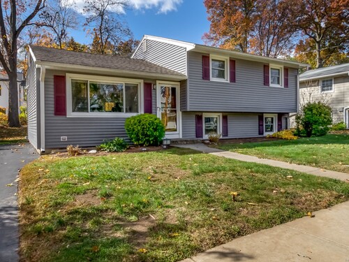  single family home for sale located at 180 Oakwood Drive, Fairfield, CT 06824