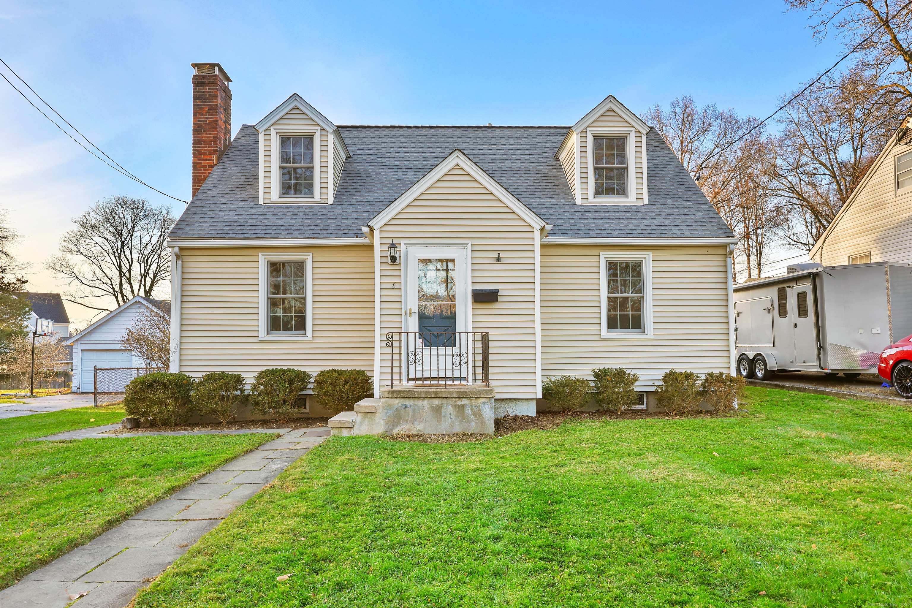 6 Willow Street, Norwalk, CT 06851 | For Sale at $699,000