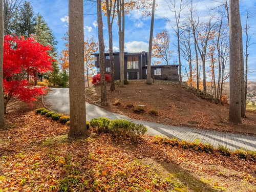 Waterfront contemporary single family home for sale located at 7 Craigmoor Road South, Ridgefield, CT 06877