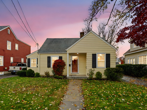  single family home for sale located at 515 Wilcoxson Avenue, Stratford, CT 06614