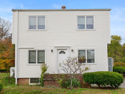  multi family home for sale located at 40 Moshier Street, Greenwich, CT 06831