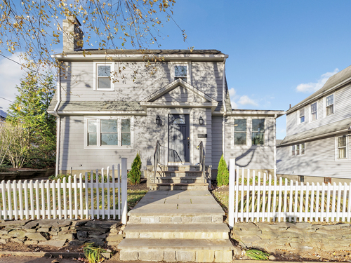  single family home for sale located at 88 Brewster Street, Stratford, CT 06614