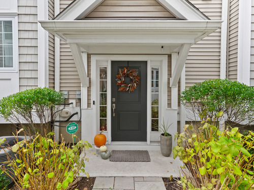  townhouse condo for sale located at 91 West Broad Street, 11, Stamford, CT 06902