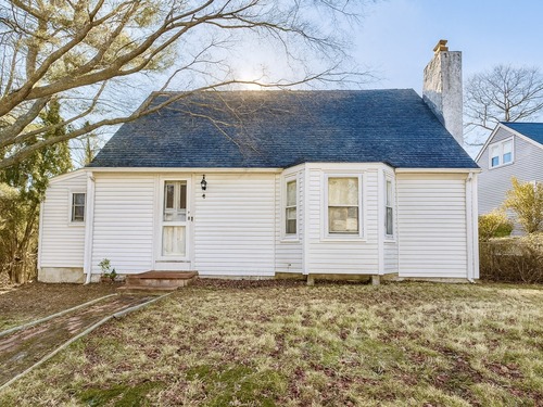  single family home for sale located at 2 Manhassett Trail, Shelton, CT 06484