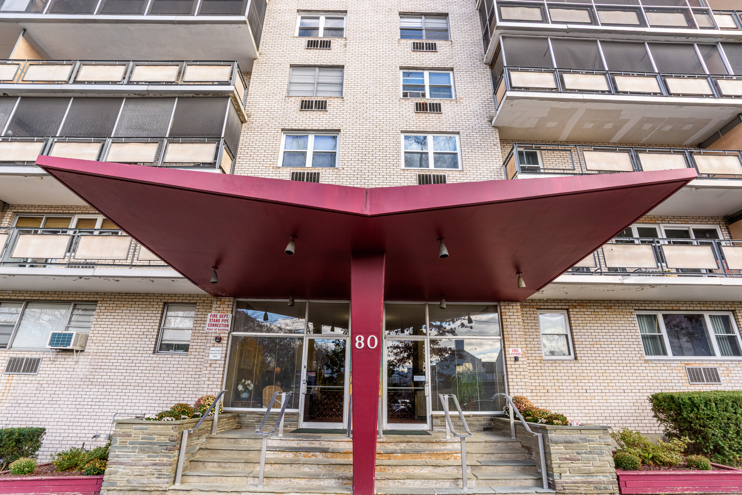 80 Cartright Street, 5d, Bridgeport, CT 06604 | For Sale at $225,000