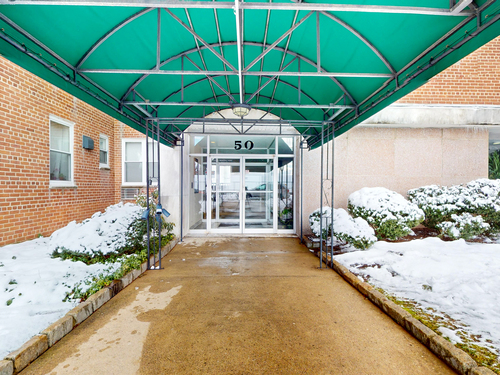  condo home for sale located at 50 Fairview Avenue, 1c, Norwalk, CT 06850