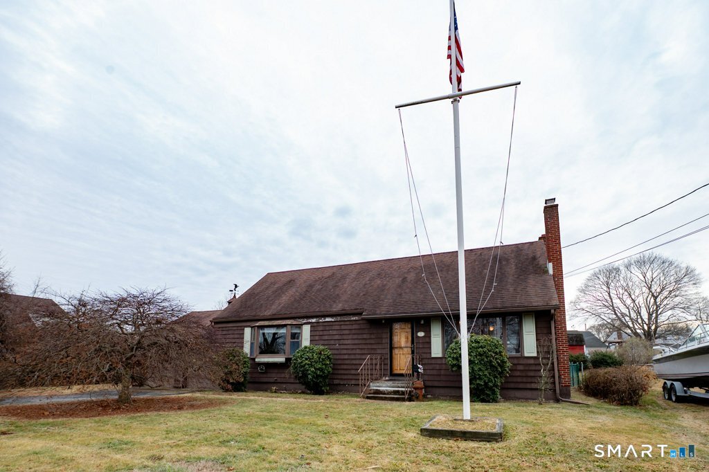 559 Oak Bluff Avenue, Stratford, CT 06615 | For Sale at $569,000