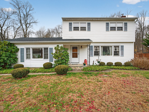  single family home for sale located at 10 Valley Stream Drive, Danbury, CT 06811