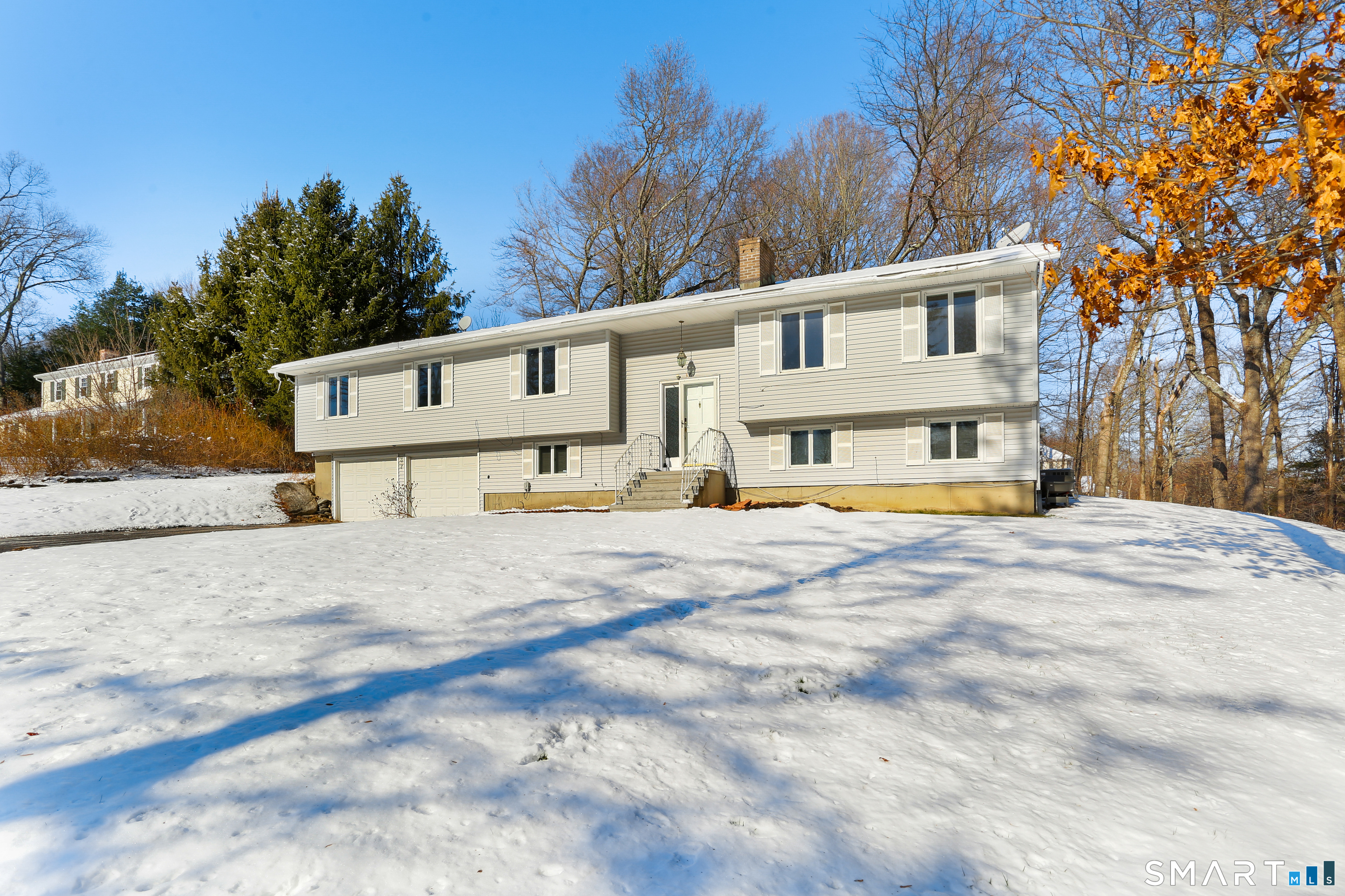 37 Kitcher Court, Trumbull, CT 06611 | For Sale at $625,000