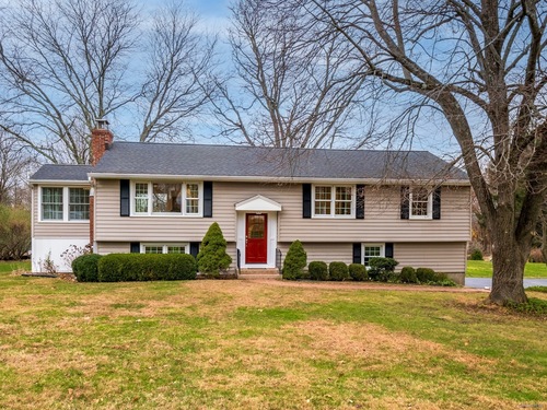  single family home for sale located at 7 Finch Drive, Ridgefield, CT 06877