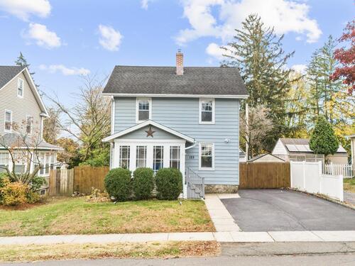  single family home for sale located at 125 Wood Avenue, Stratford, CT 06614