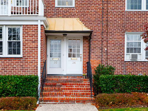  co-op home for sale located at 36 Putnam Park, Greenwich, CT 06830