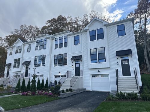 New construction townhouse condo for sale located at 23 Bramble Way, homesite #67, Brookfield, CT 06804