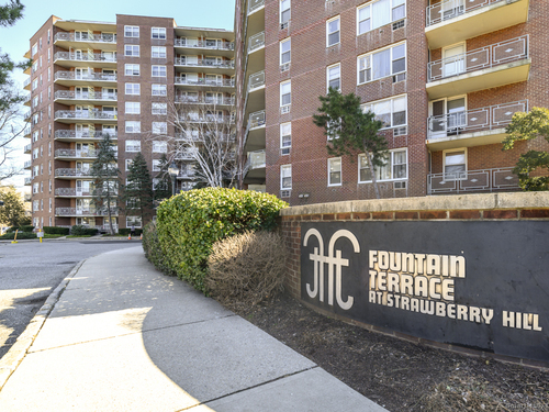  condo home for sale located at 91 Strawberry Hill Avenue, apt 636, Stamford, CT 06902