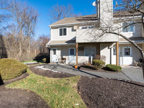 townhouse condo for sale located at 136 Pembroke Road, 9-78, Danbury, CT 06811