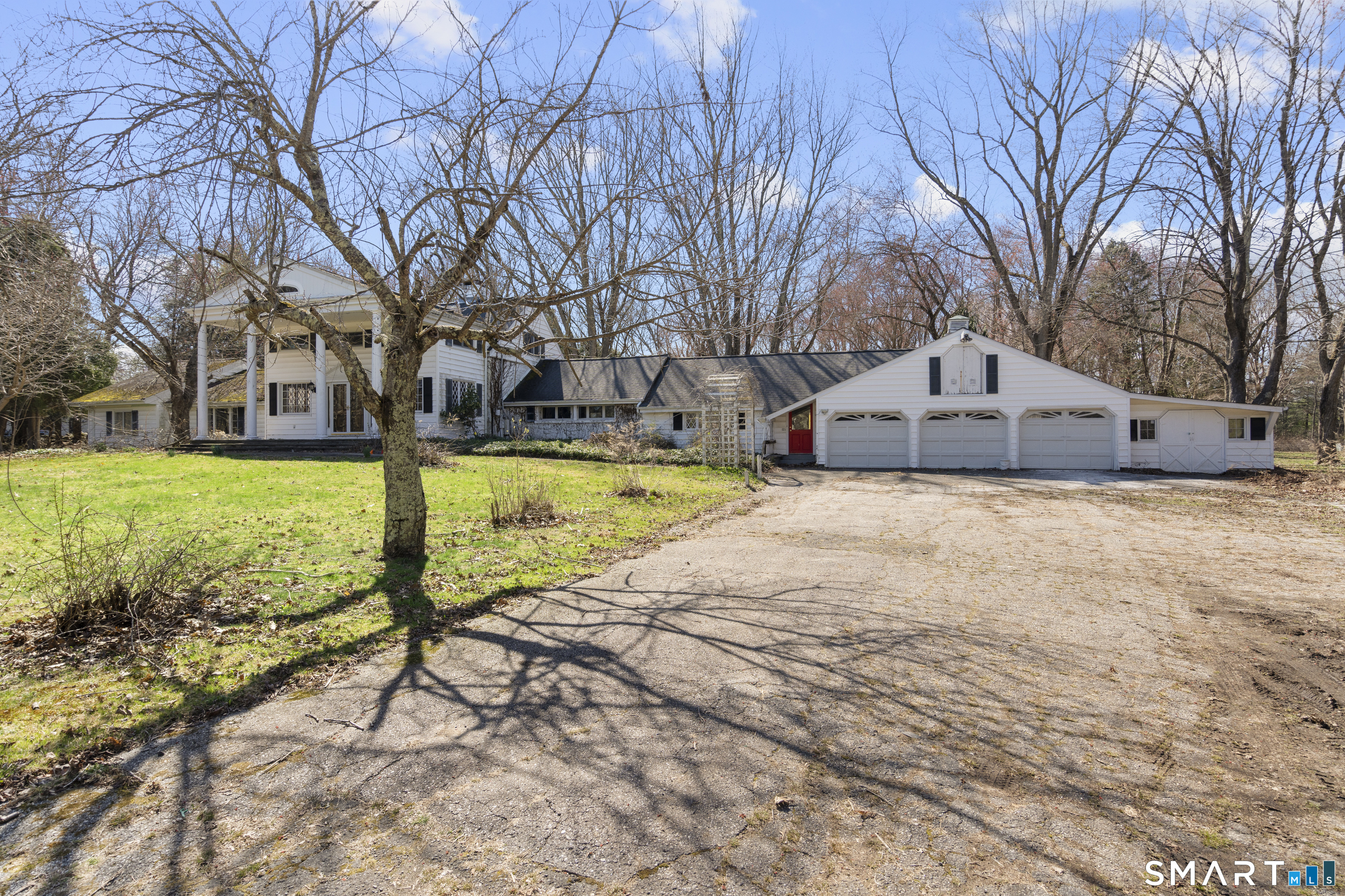 835 Monroe Turnpike, Monroe, CT 06468 | For Sale at $795,000