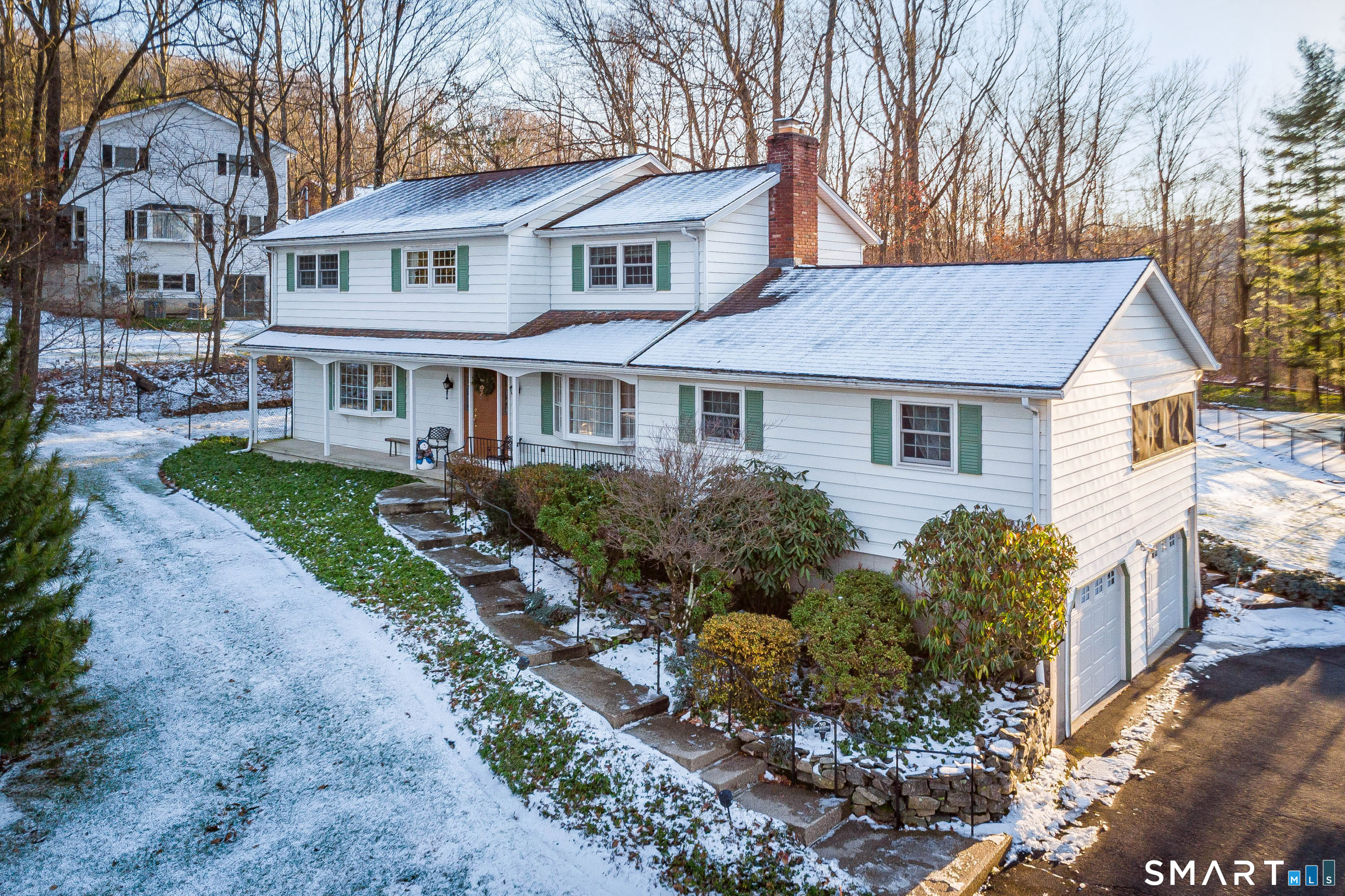 8 Chestnut Hill Drive, New Fairfield, CT 06812 | For Sale at $675,000