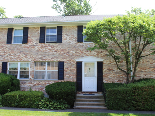  townhouse condo for sale located at 39 Woodway Road, apt c7, Stamford, CT 06907
