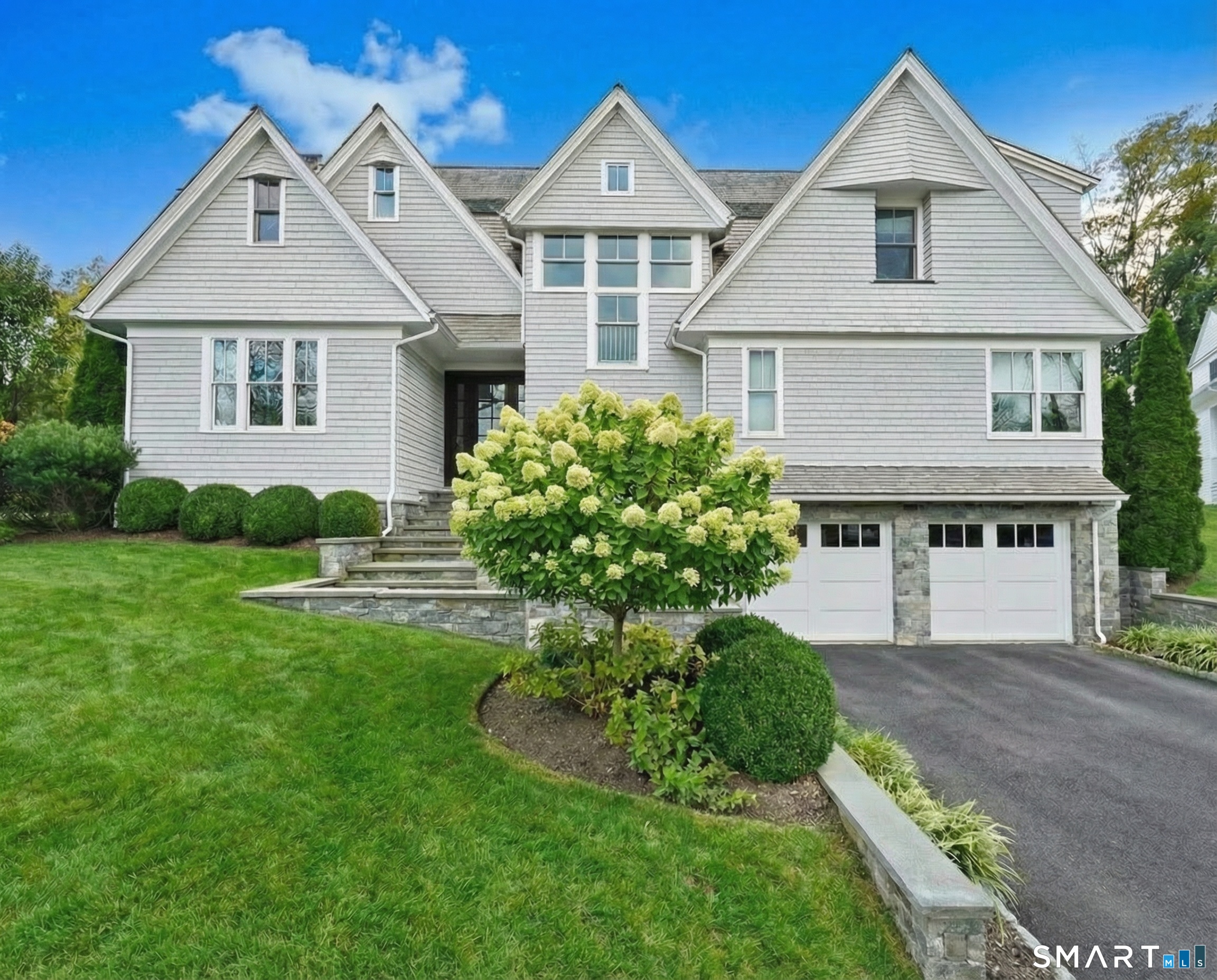 9 Pond Edge Road, Westport, CT 06880 | For Sale at $5,999,000