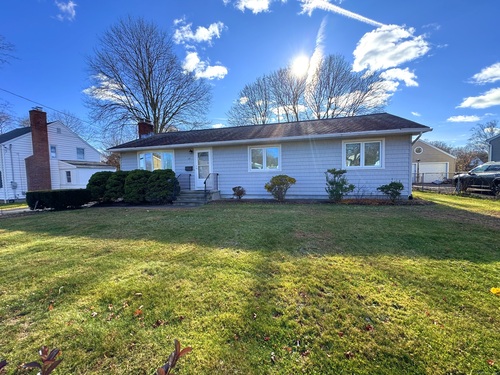 single family home for sale located at 121 Richfield Road, Bridgeport, CT 06606