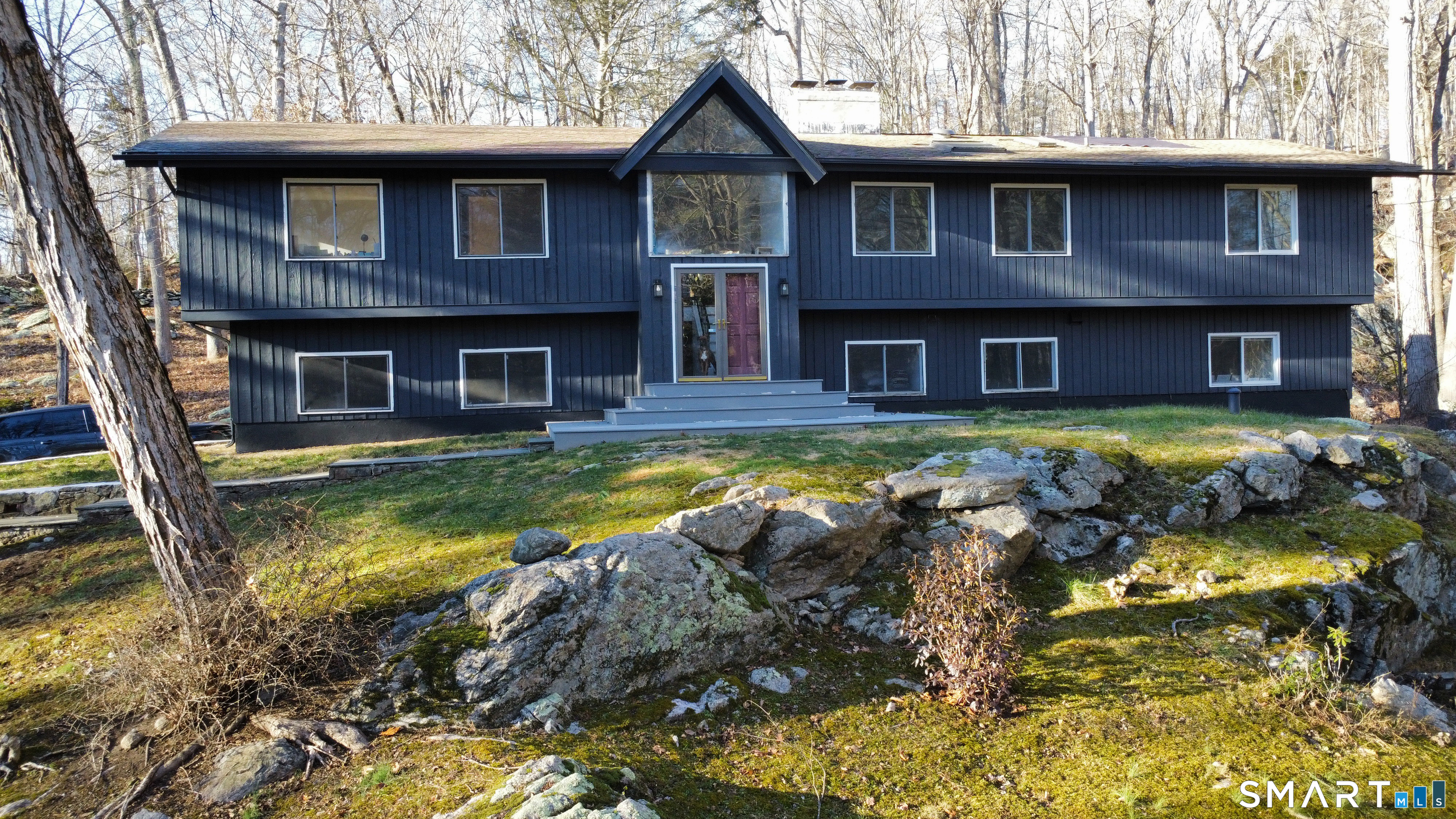 26 Hill Farm Road, Weston, CT 06883 | For Sale at $1,495,000