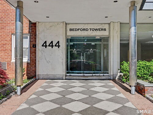  condo home for sale located at 444 Bedford Street, 9r, Stamford, CT 06901