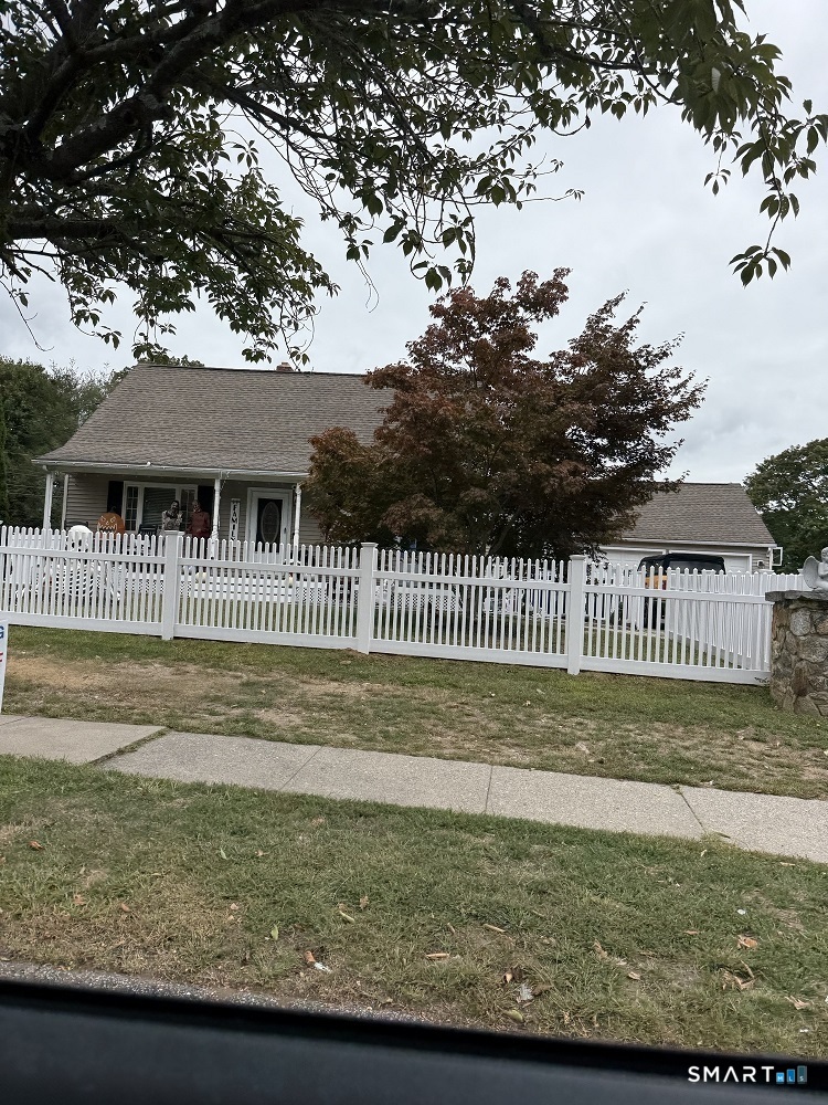 1414 Huntington Road, Stratford, CT 06614 | For Sale at $590,000