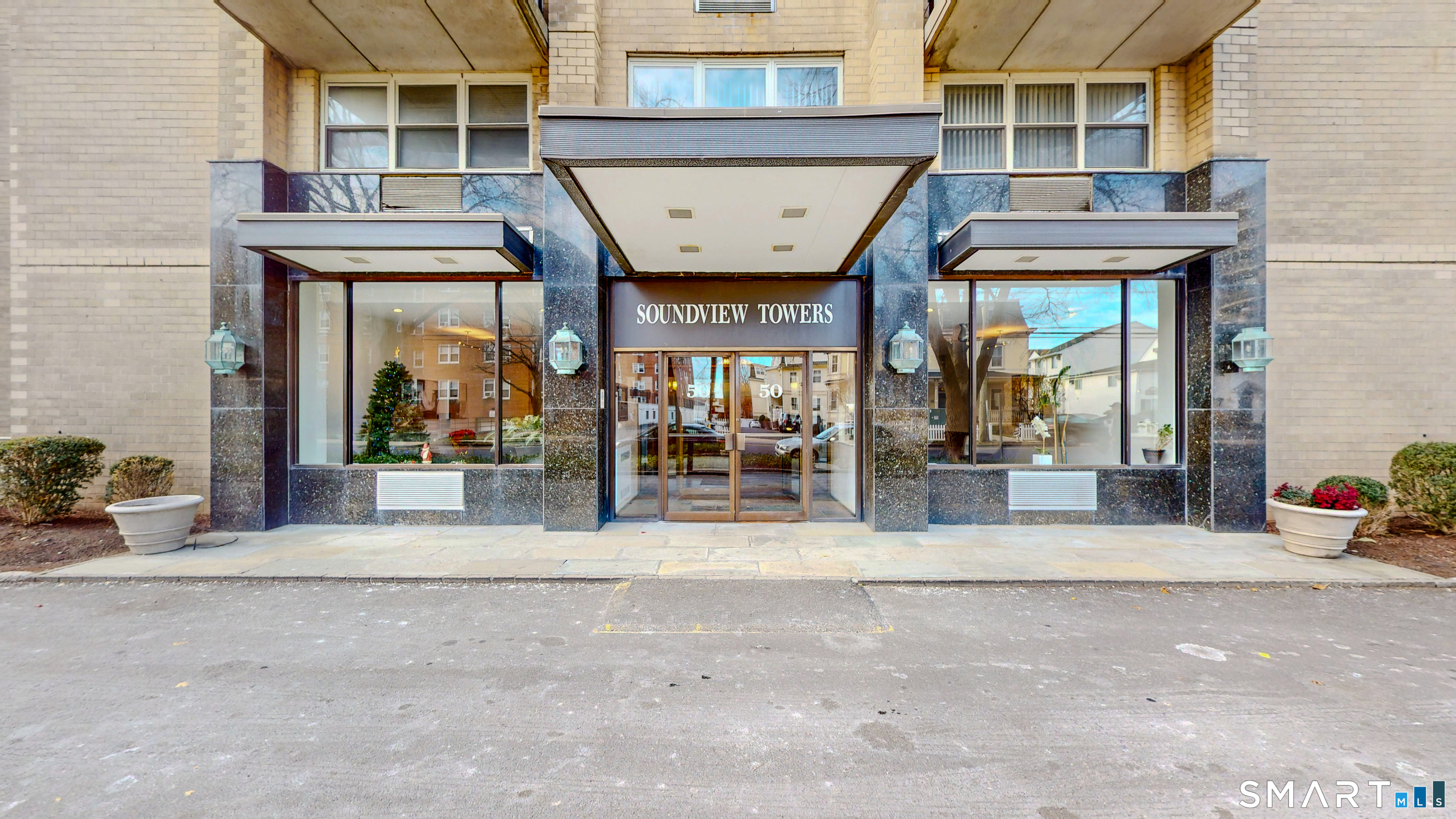 50 Glenbrook Road, apt 4e, Stamford, CT 06902 | For Sale at $349,000