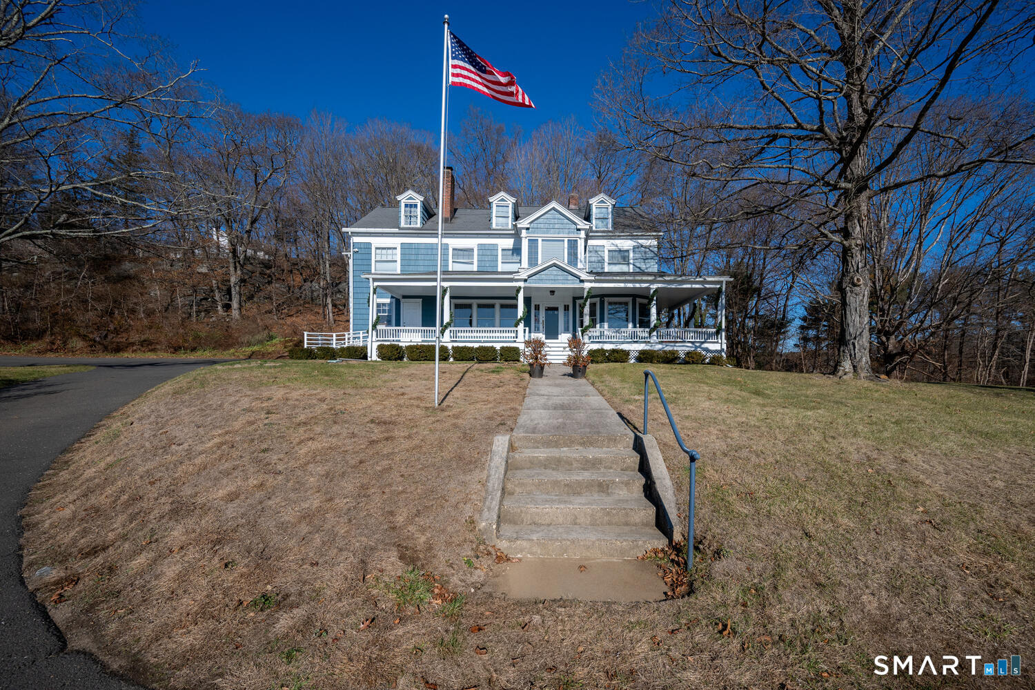 475 Danbury Road, Wilton, CT 06897 | For Sale at $1,199,000