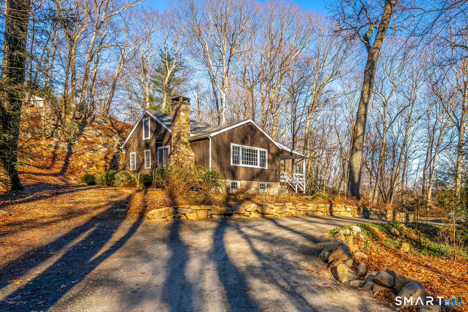 124 Wolfpit Road, Wilton, CT 06897 | For Sale at $885,000