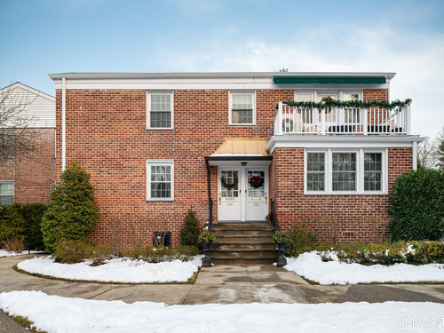  co-op home for sale located at 186 Putnam Park, 186, Greenwich, CT 06830