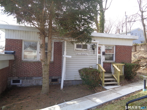  co-op home for sale located at 1121 Success Avenue, Stratford, CT 06614