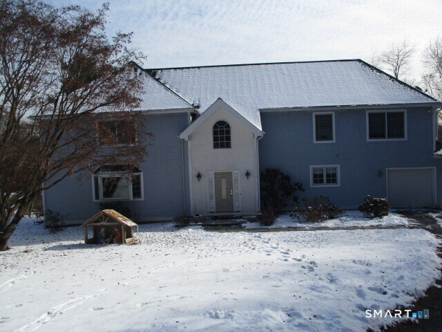 139 Wyndover Lane, Stamford, CT 06902 | For Sale at $875,000