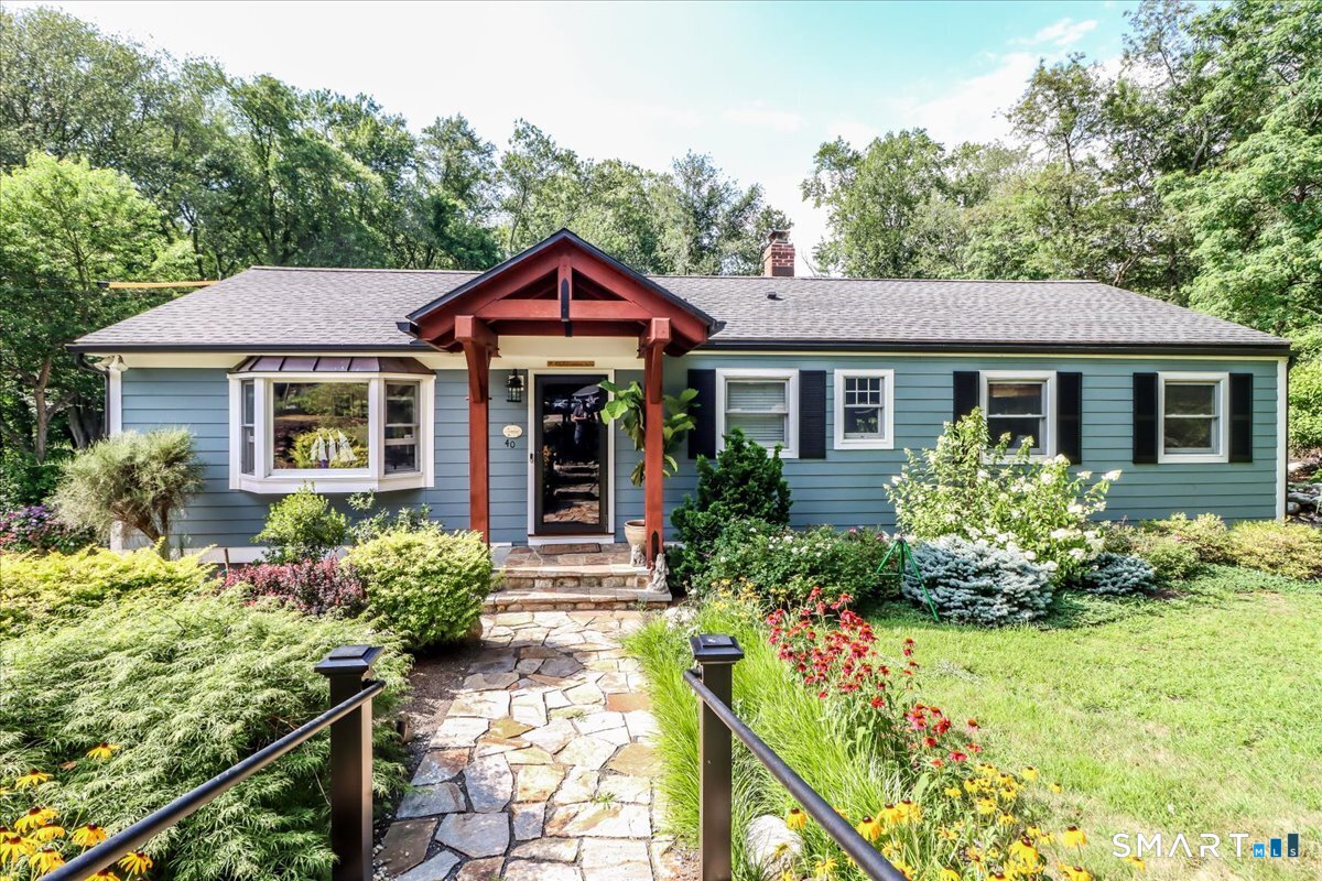 40 Toll House Lane, Fairfield, CT 06825 | For Sale at $699,900