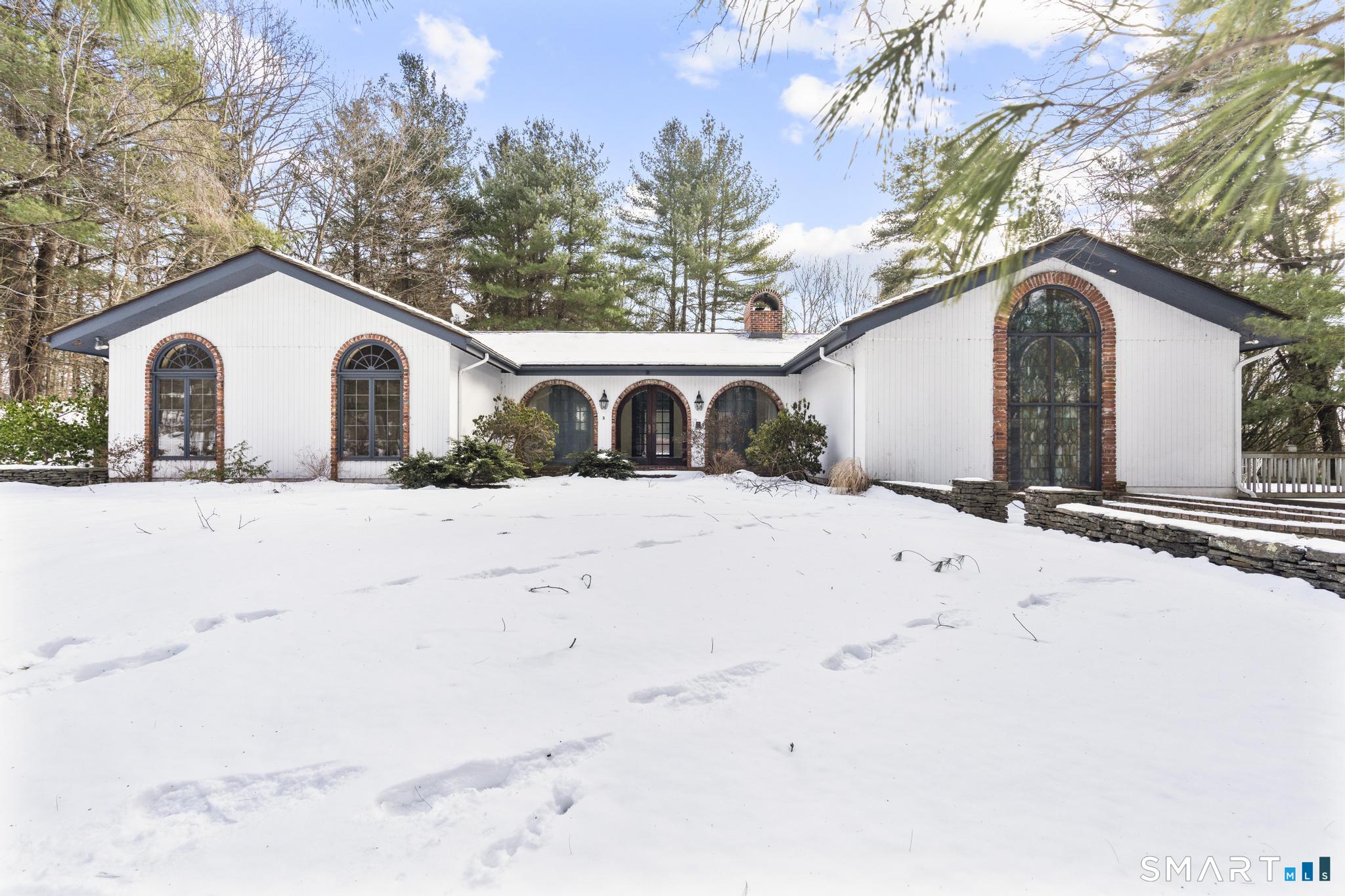 3 Sweetbrier Trail, Easton, CT 06612 | For Sale at $999,000