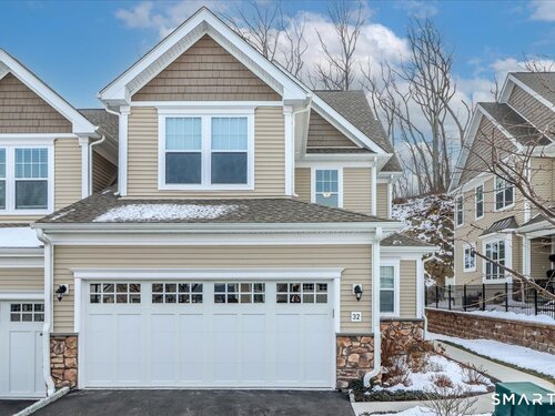  townhouse condo for sale located at 32 Hunting Ridge Lane, 32, Bethel, CT 06801