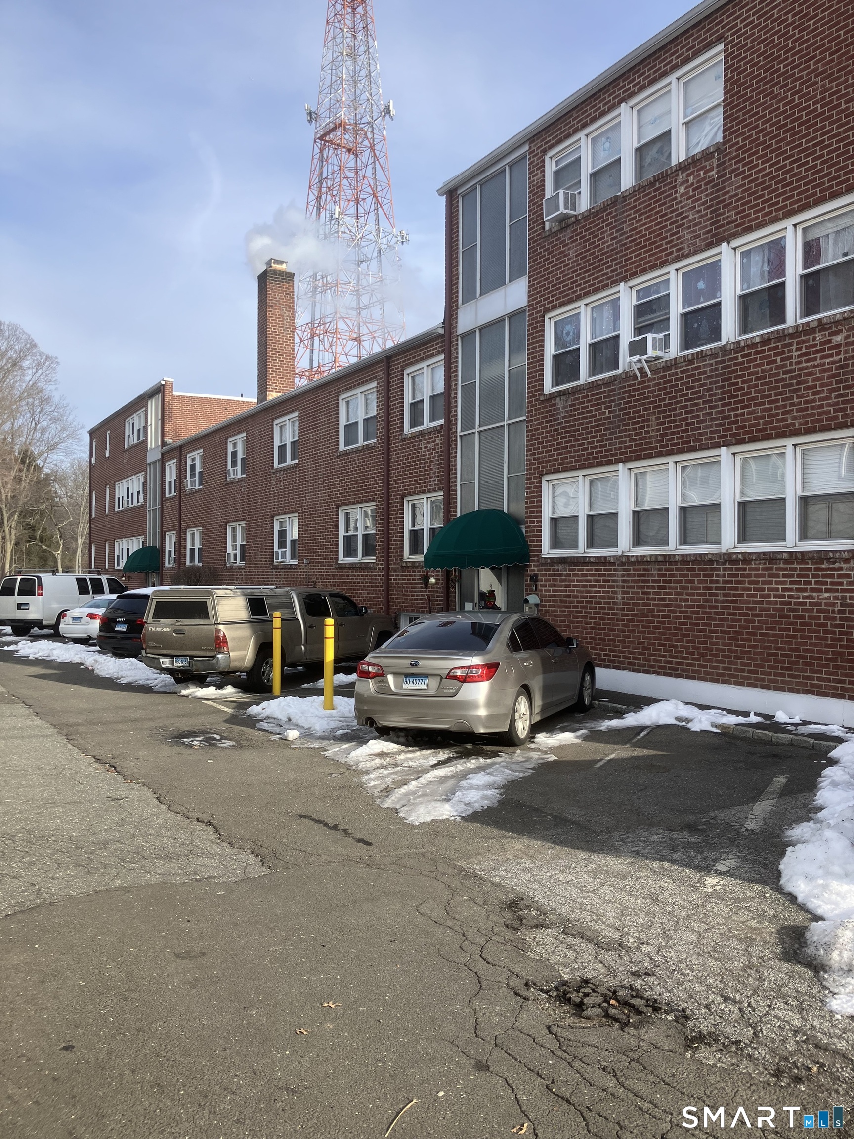 324 Strawberry Hill Avenue, apt b104, Norwalk, CT 06851 | For Sale at $129,000