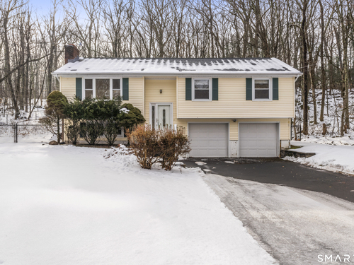  single family home for sale located at 26 Appleblossom Lane, Newtown, CT 06470