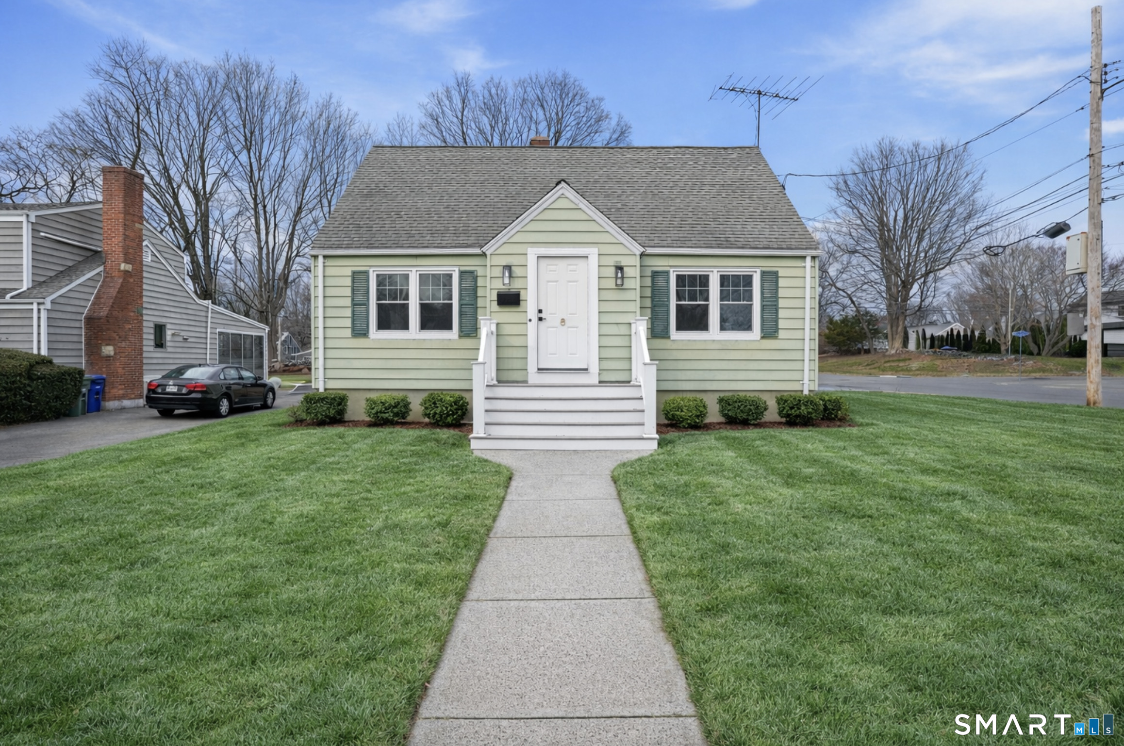 8 Raleigh Road, Bridgeport, CT 06606 | For Sale at $625,000