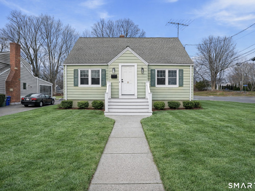  single family home for sale located at 8 Raleigh Road, Bridgeport, CT 06606