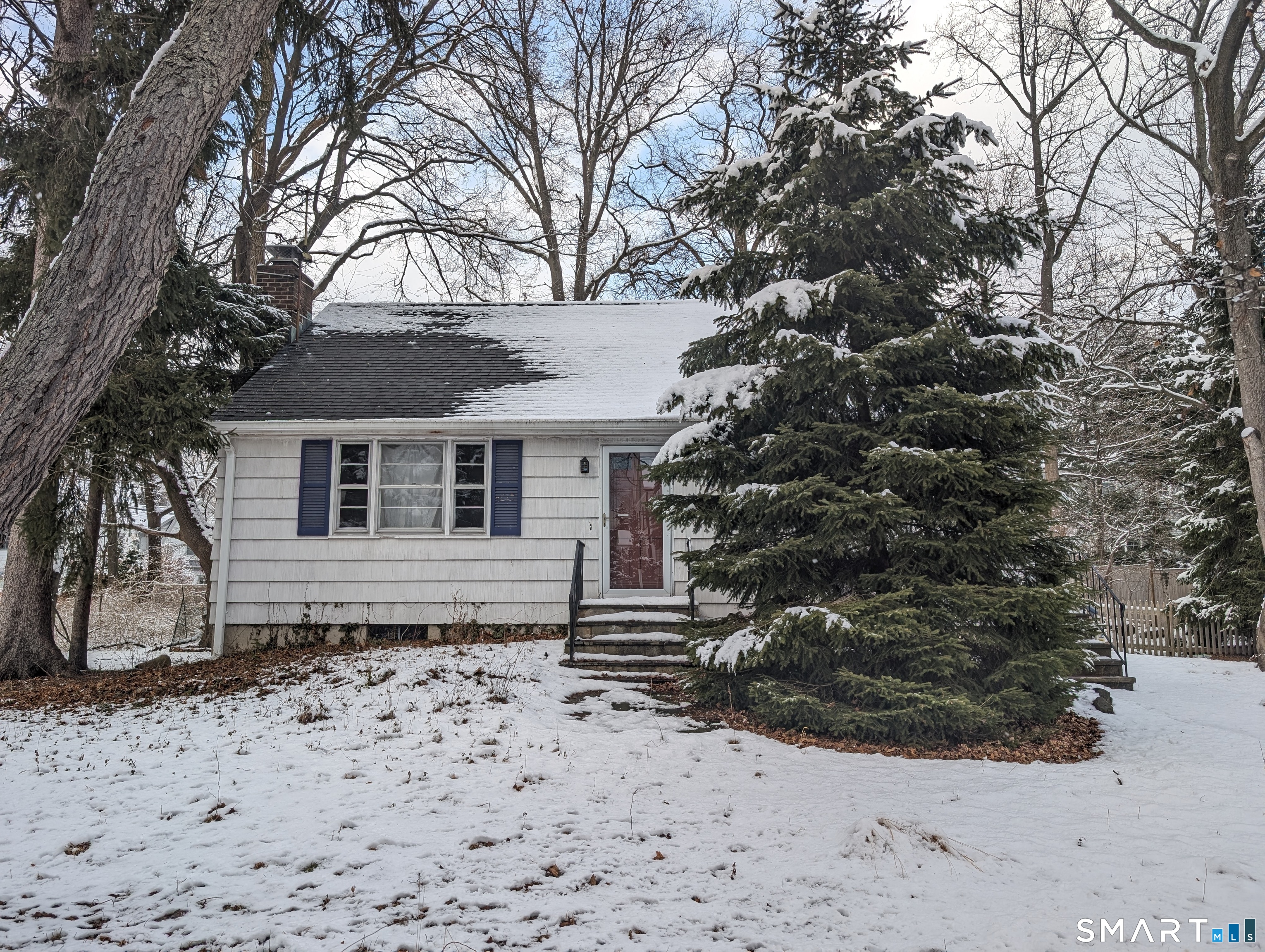 1 Dexter Road, Westport, CT 06880 | For Sale at $819,900