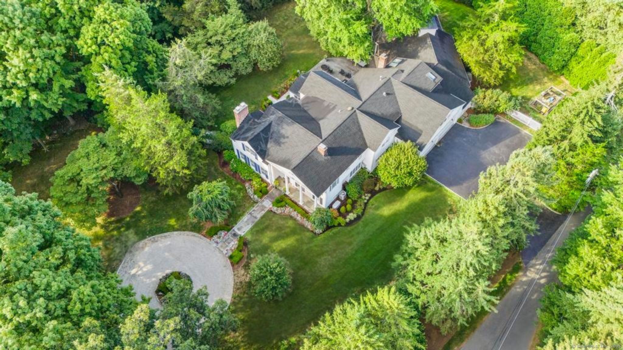 1 Boxwood Lane, Westport, CT 06880 | For Sale at $3,500,000