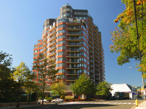 condo home sold located at 25 Forest Street, 11m, Stamford, CT 06901
