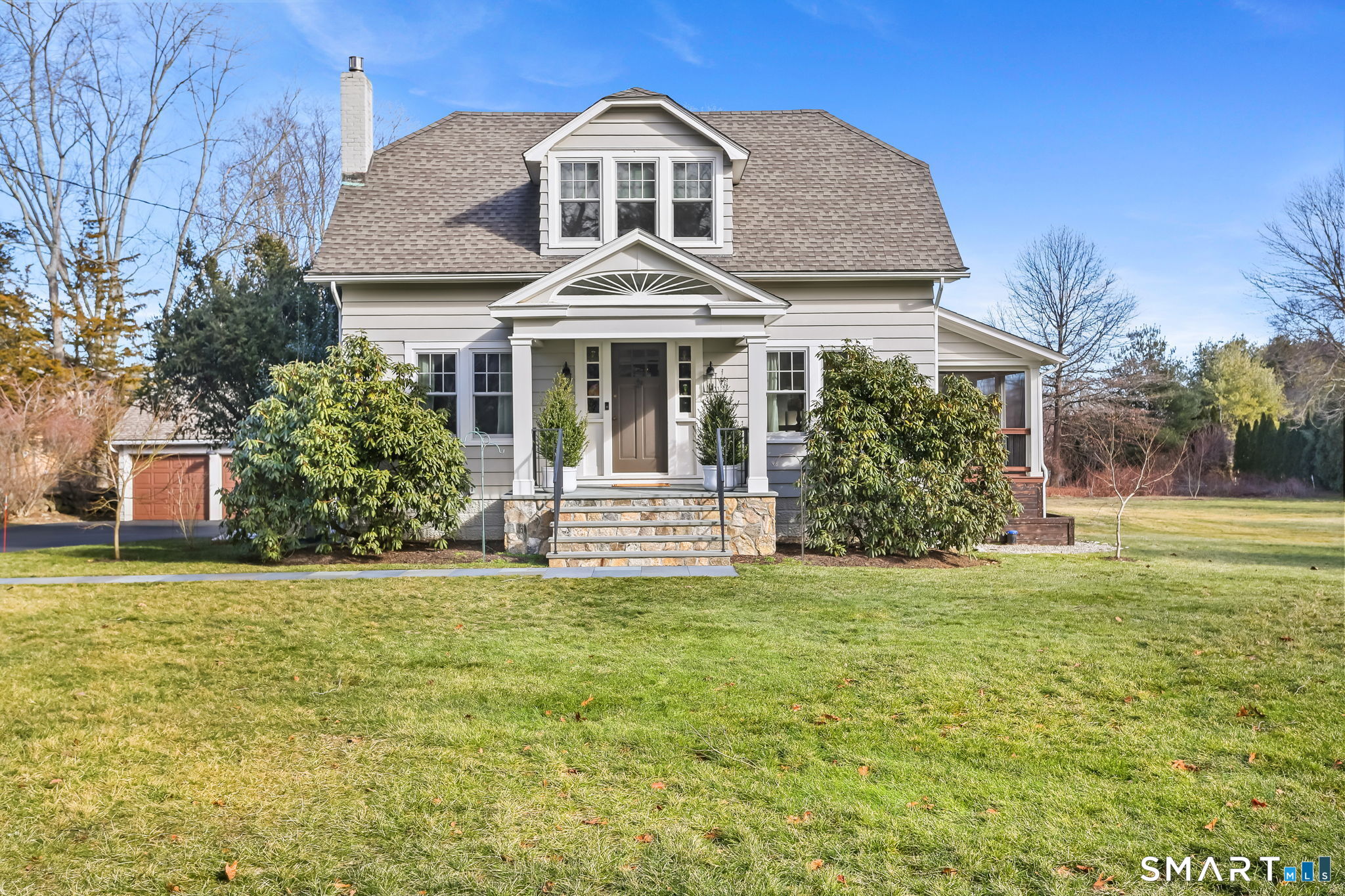 98 Comstock Hill Avenue, Norwalk, CT 06850 | For Sale at $879,000