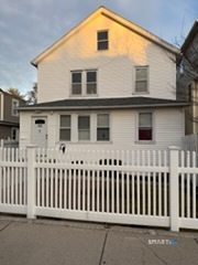 20 Dean Street, 1, Stamford, CT 06902 | For Sale at $599,000
